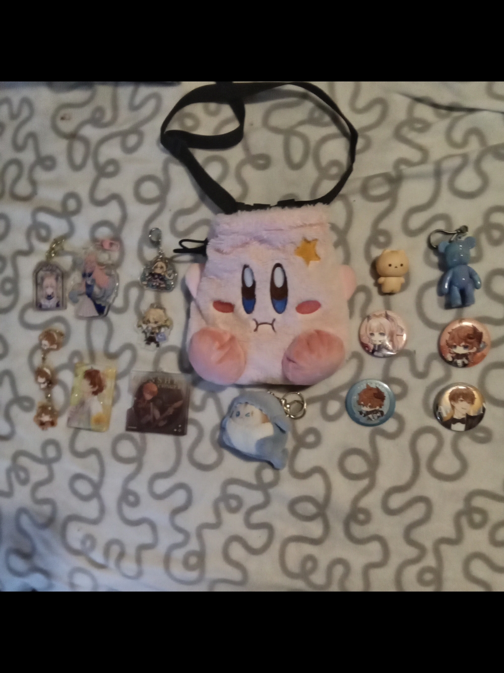 Plush Pink Kirby Climbing Bag with Collectable Anime Keychains ,buttons
